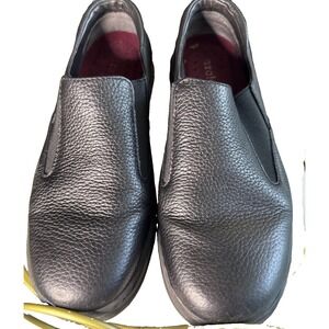 Azaleia Pebble Texture Leather Women's Loafer‎ Size 9 Black